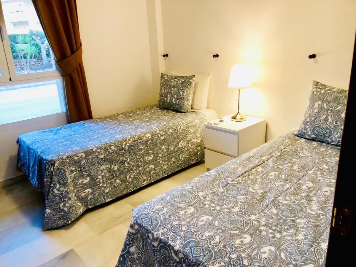 Lovely Sea Views Apartment On La Costa Del Sol El Faro Exterior photo